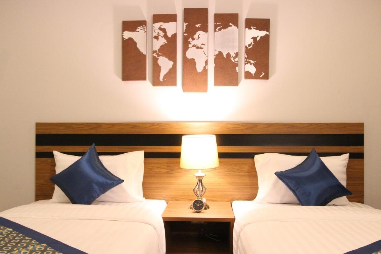 The Leisure Hotel Банг Бо Экстерьер фото