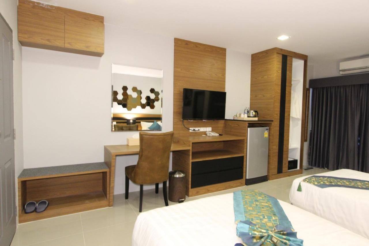 The Leisure Hotel Банг Бо Экстерьер фото