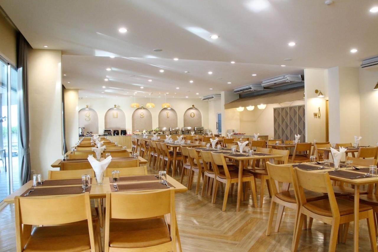 The Leisure Hotel Банг Бо Экстерьер фото