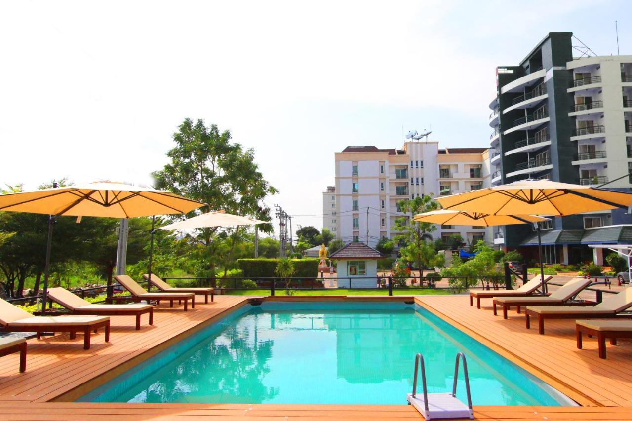 The Leisure Hotel Банг Бо Экстерьер фото