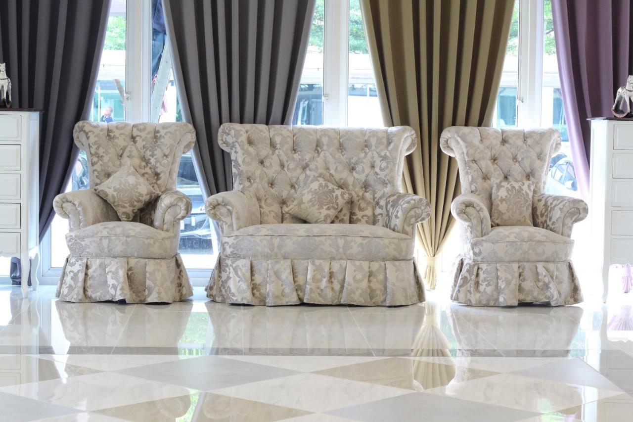 The Leisure Hotel Банг Бо Экстерьер фото