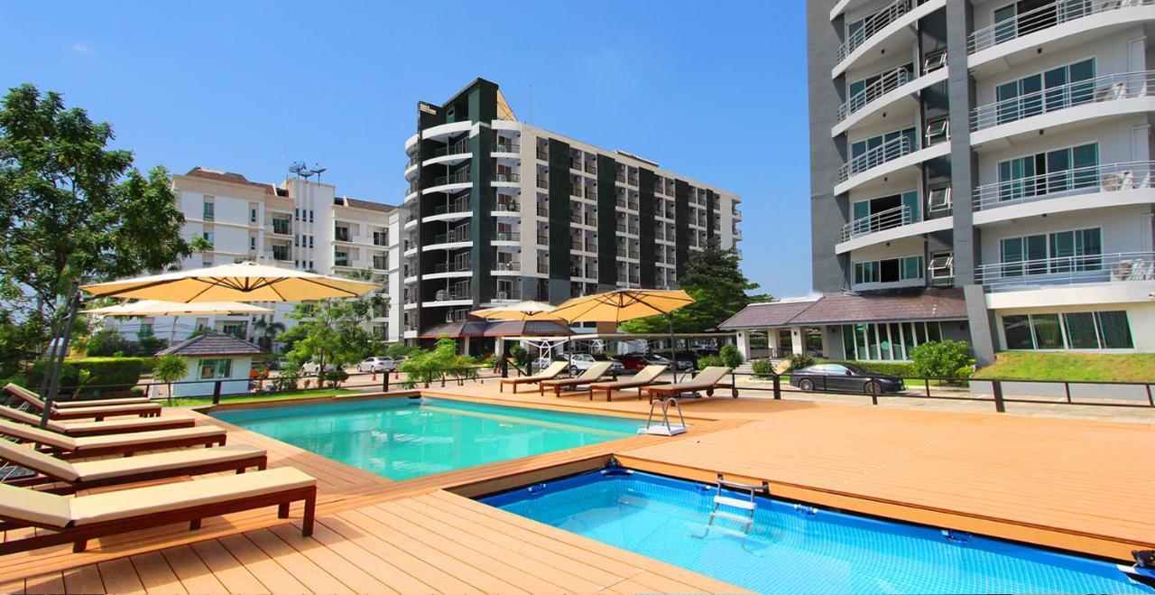 The Leisure Hotel Банг Бо Экстерьер фото