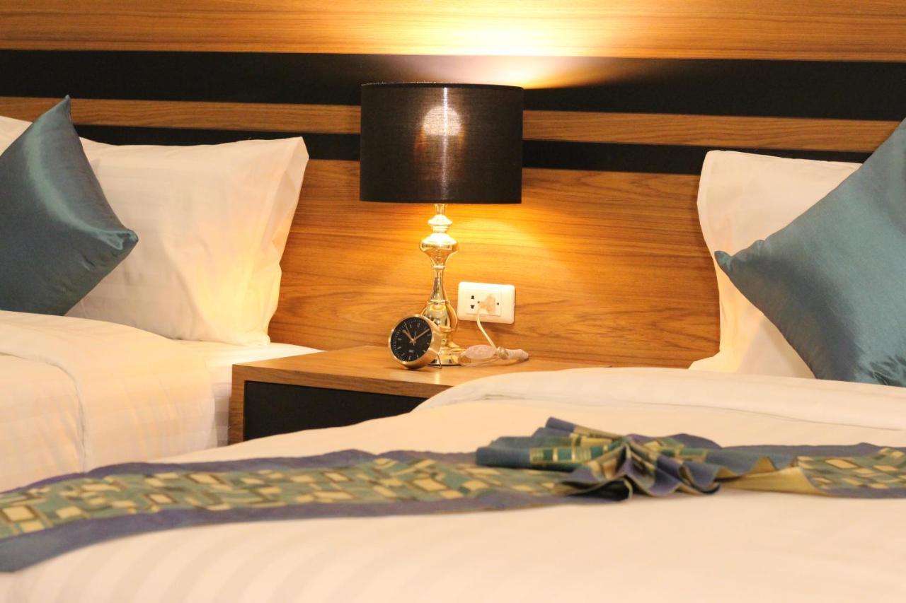 The Leisure Hotel Банг Бо Экстерьер фото