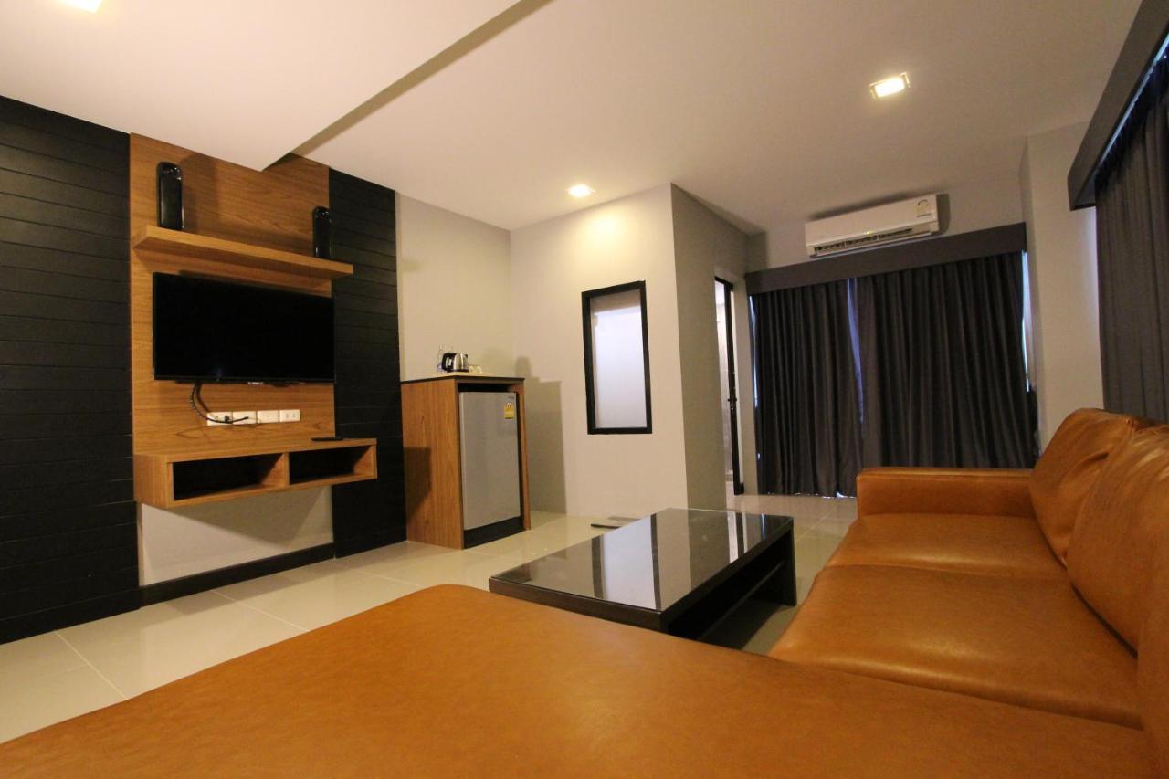 The Leisure Hotel Банг Бо Экстерьер фото