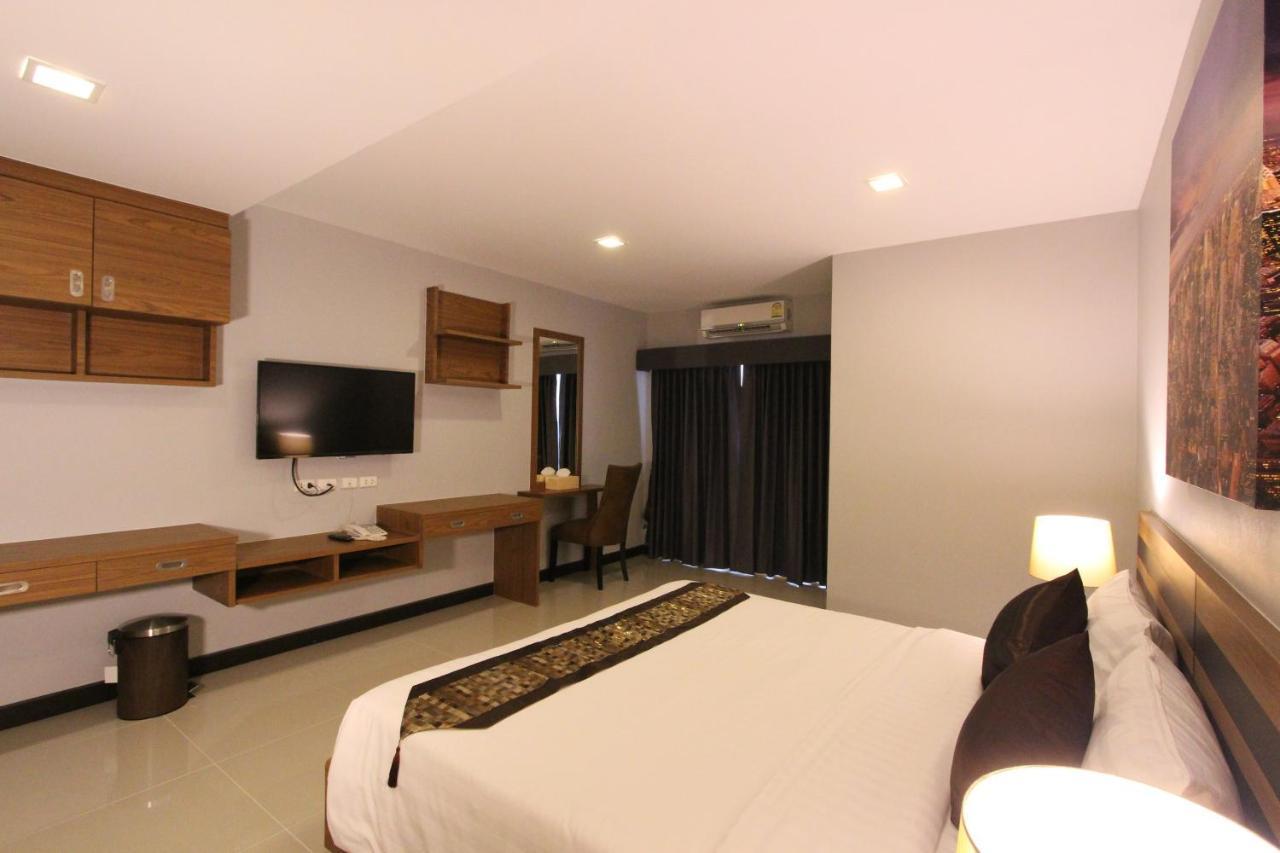 The Leisure Hotel Банг Бо Экстерьер фото